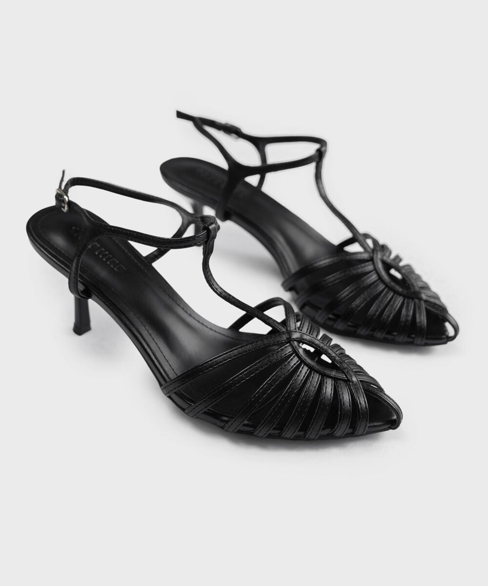BLACK KITTEN HEELS — Sapphire