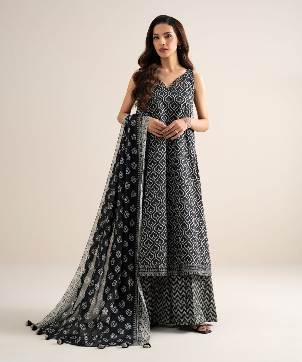 3 Piece - Printed Lawn Suit โ Sapphire view 3