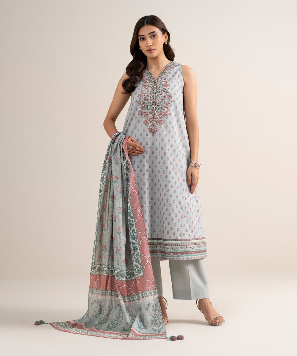 3 Piece - Embroidered Lawn Suit — Sapphire