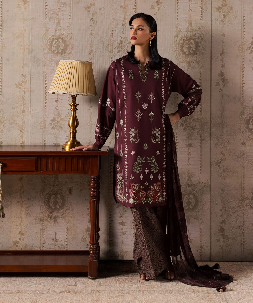 3 Piece - Embroidered Lawn Suit โ Sapphire view 3