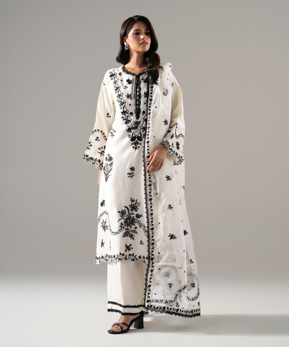 3 Piece - Embroidered Raw Silk Suit โ Sapphire view 3