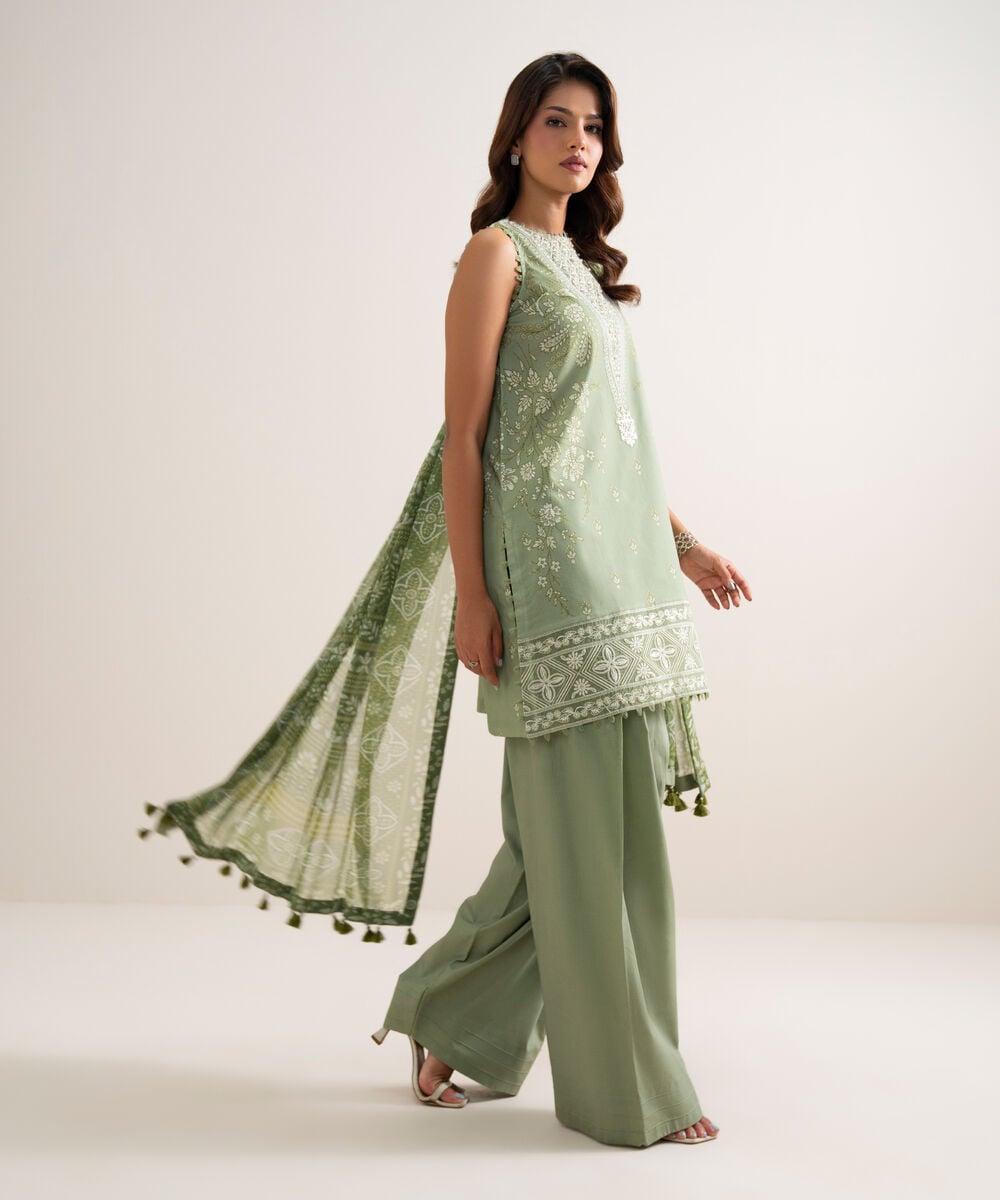 3 Piece - Embroidered Lawn Suit โ Sapphire view 3