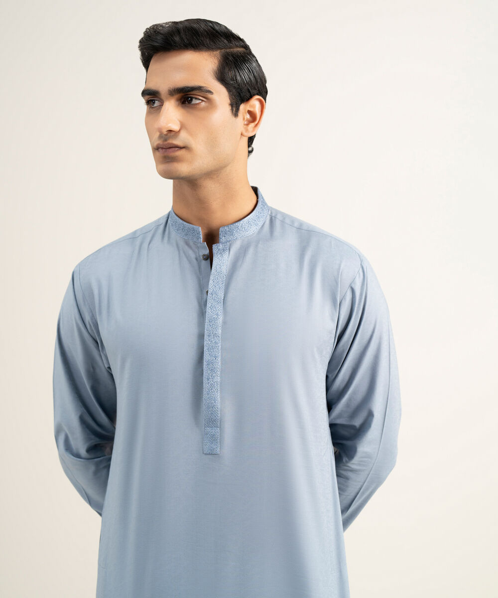 Embroidered Cotton Jacquard Kurta — Sapphire