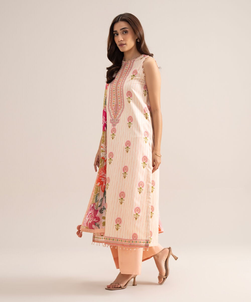 3 Piece - Embroidered Arabic Lawn Suit โ Sapphire view 3