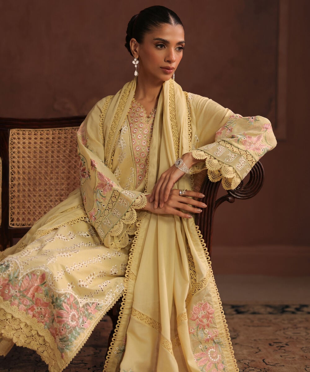3 Piece - Embroidered Jacquard Suit — Sapphire