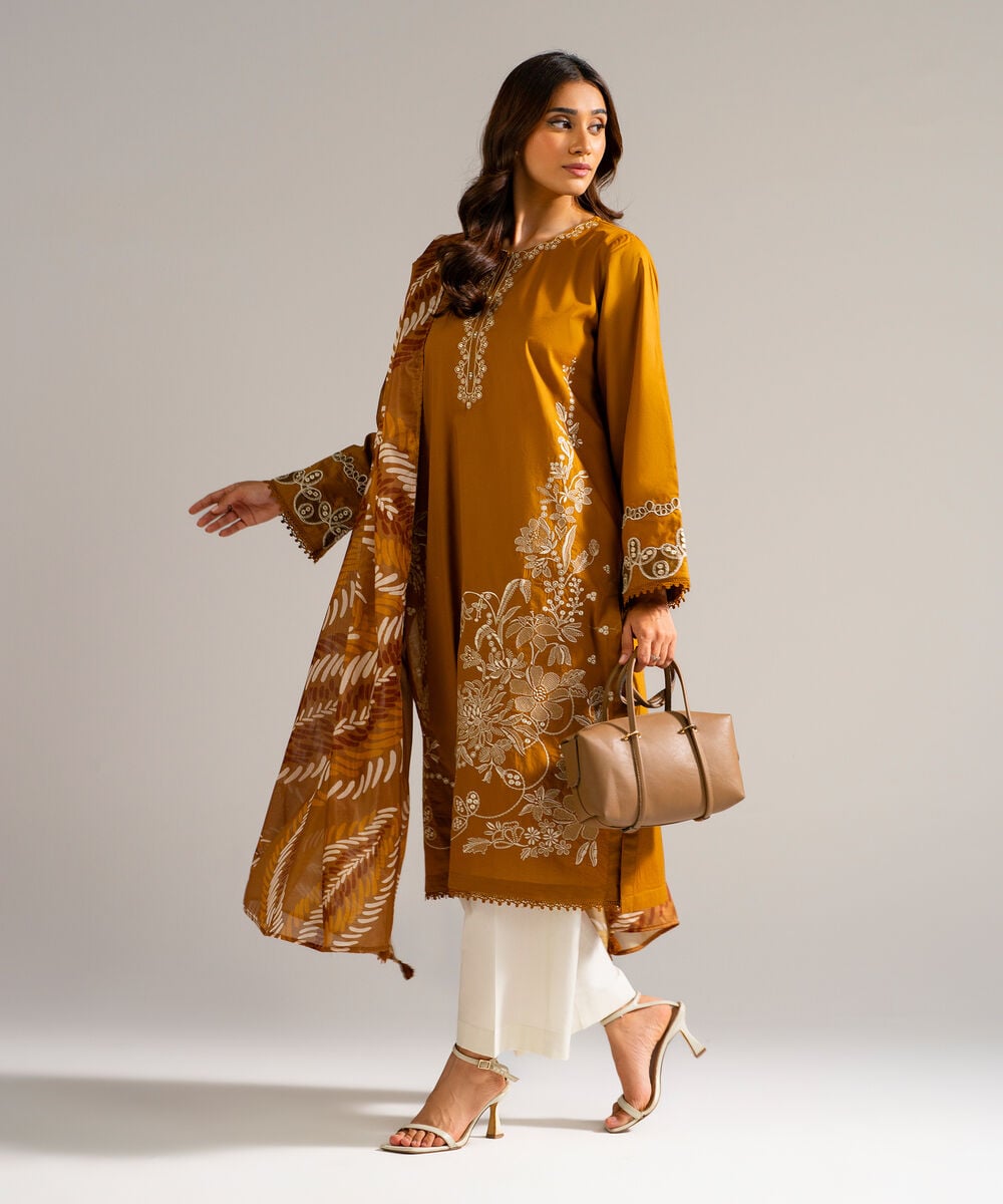 2 Piece - Embroidered Lawn Suit โ Sapphire view 3